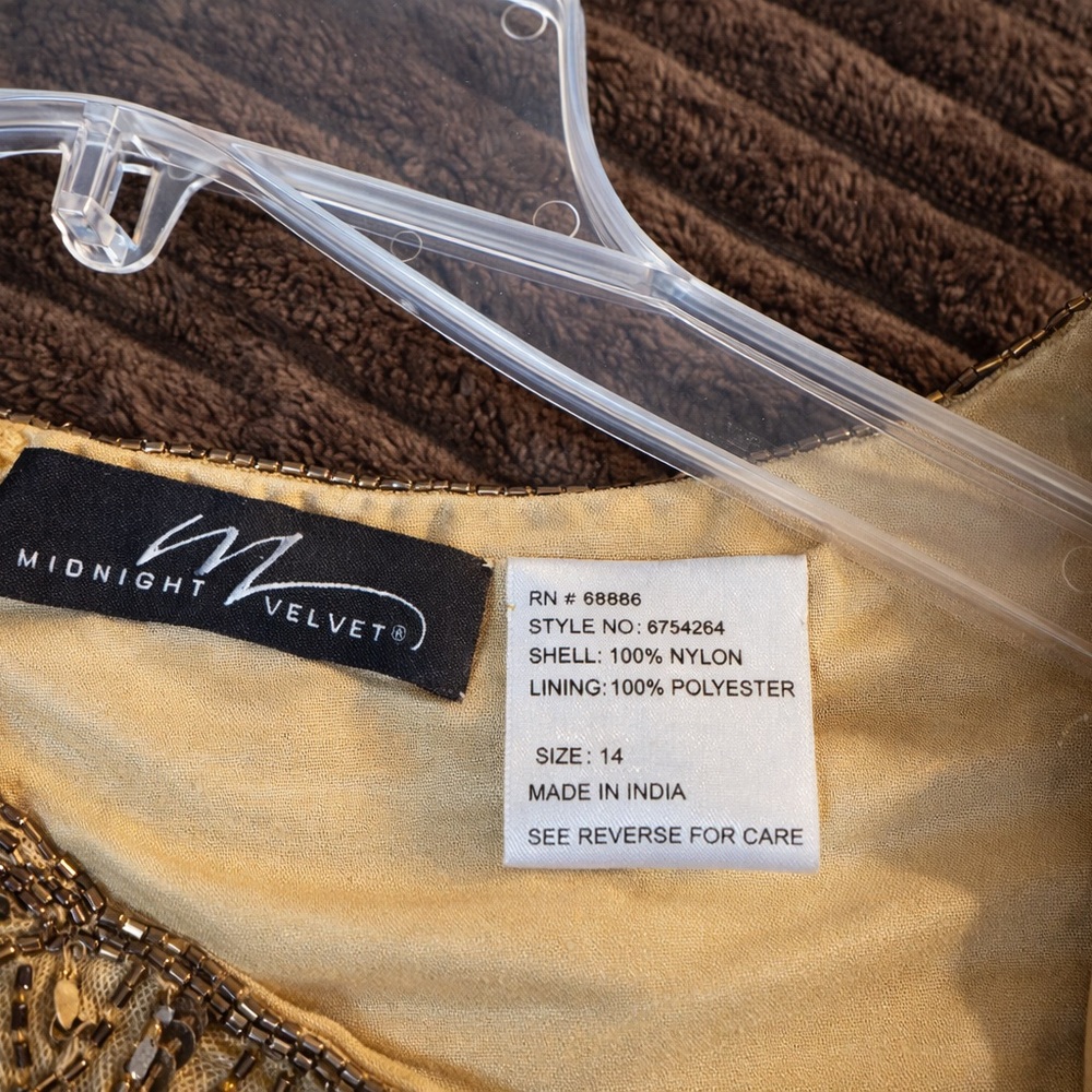 Midnight Velvet Gold Maxi Dress - Picture 4 of 6